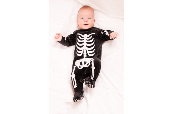 Babies have 300 bones, but adults only have 206.